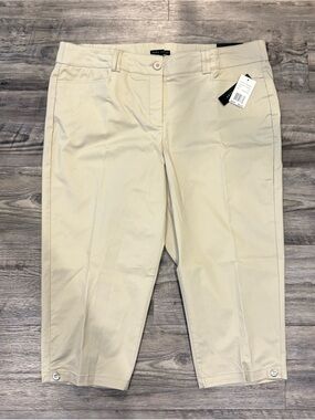 NWT Napa Valley Khaki Capris 18W